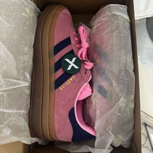Women’s Gazelle Bold ‘Pink Glow Gum’ Adidas Sneaker